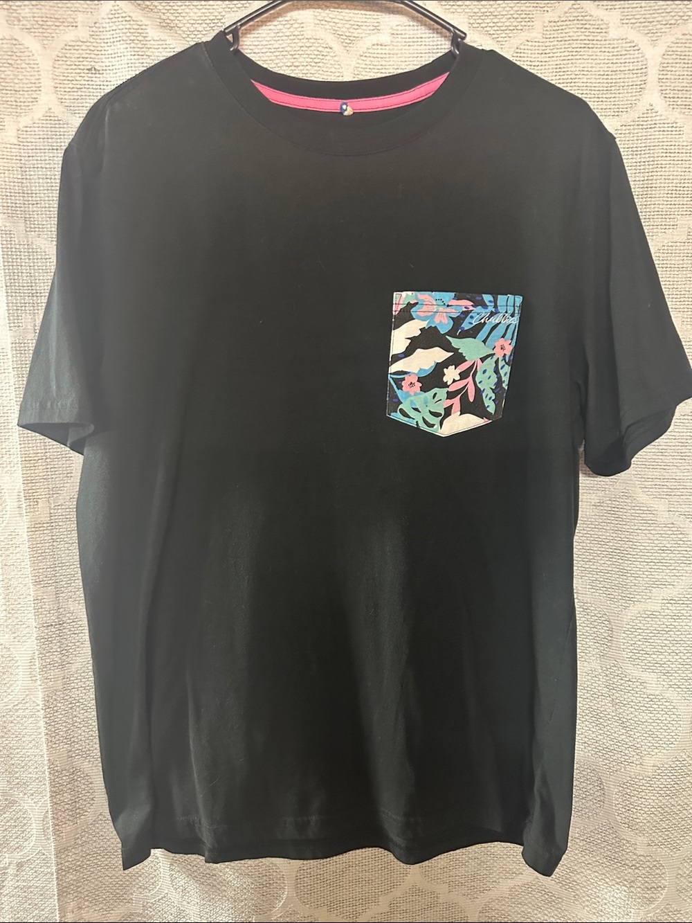 Chubbies Everyday Short Sleeve Pocket T-Shirt Black Floral Tropical Men's L